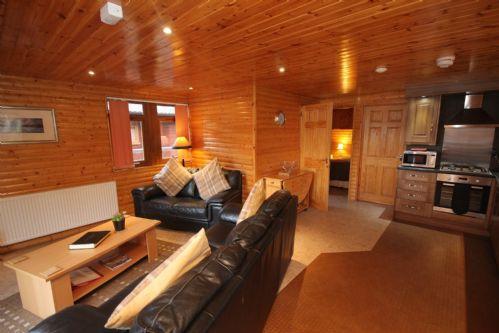 Готель Ardlui Retreat Екстер'єр фото